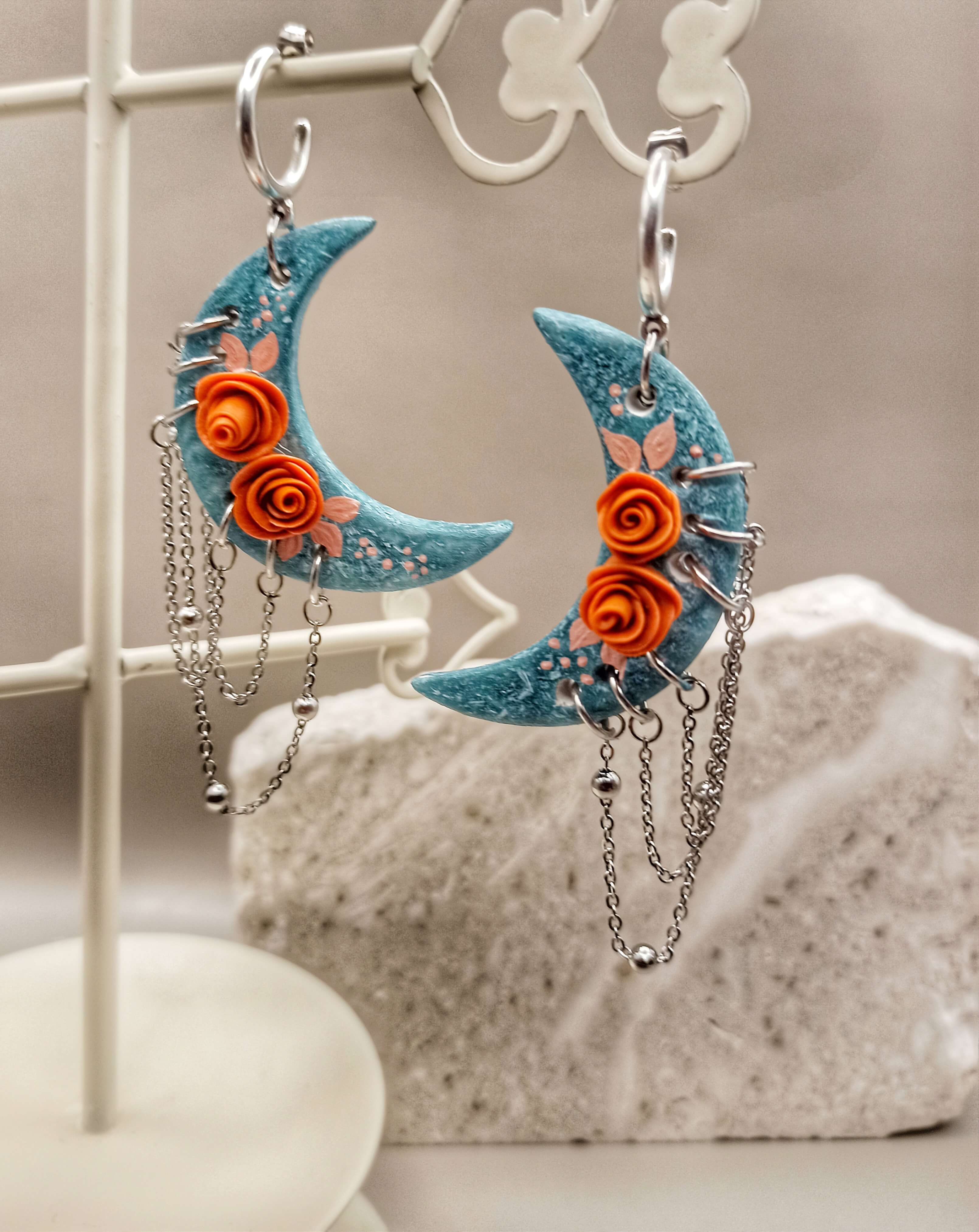Half moon marbles with chains - Pajaritos