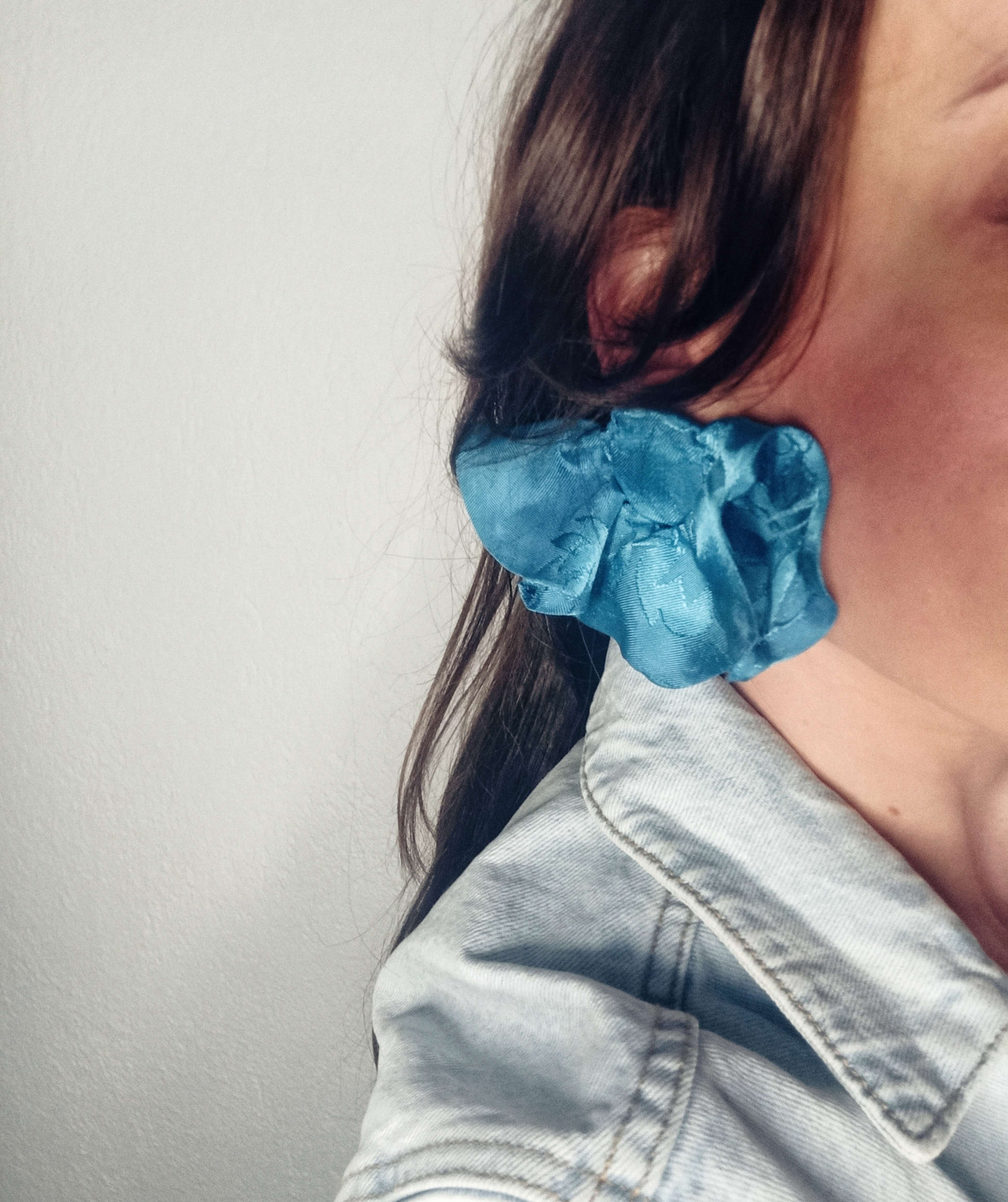 The very Blue Ellis Earrings