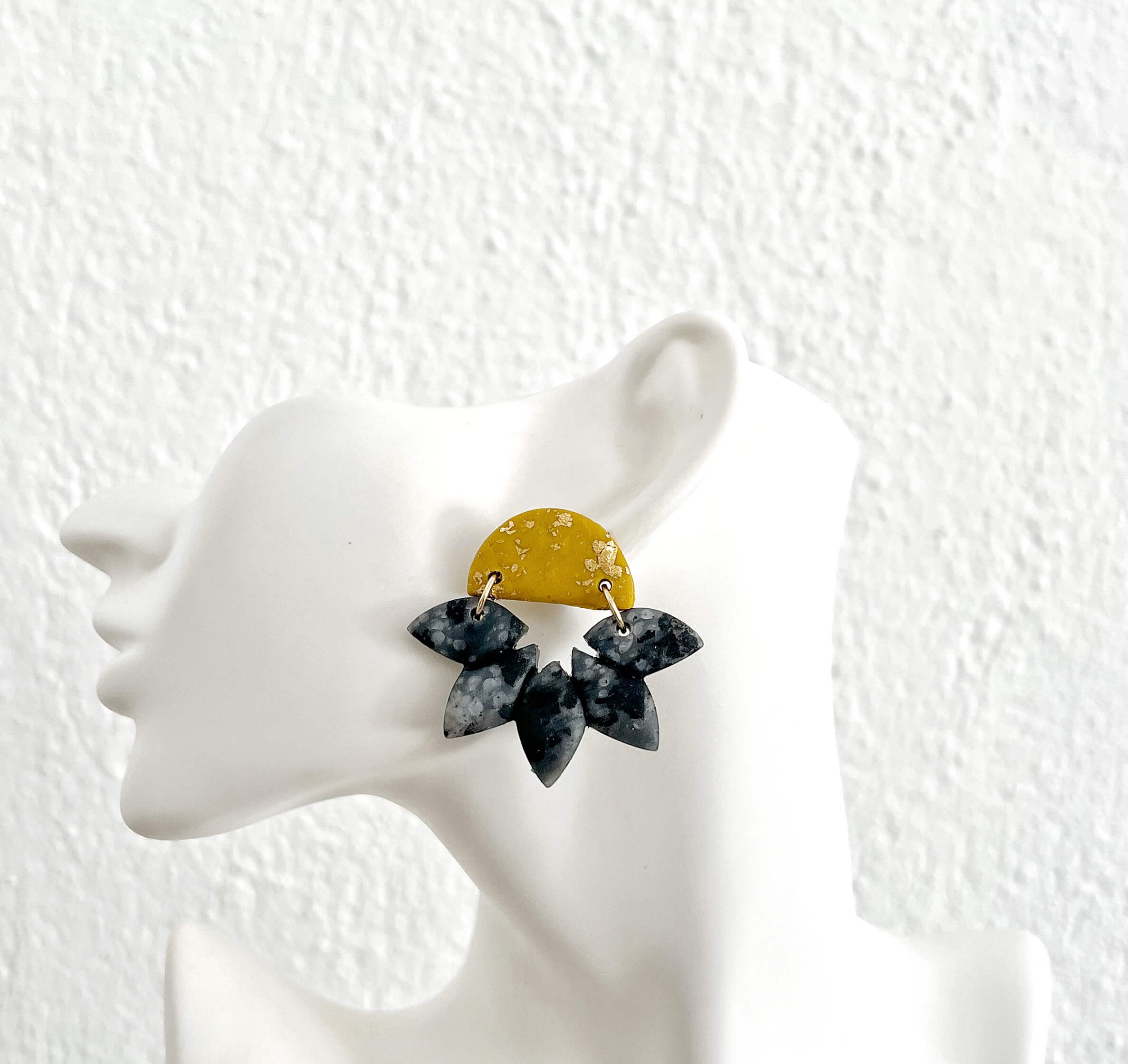 Χειροποίητα κοσμήματα γυναικεία σκουλαρίκια από πηλό για δώρο εντυπωσιακά ιδιαίτερα οικονομικά ελληνικά χονδρικής 