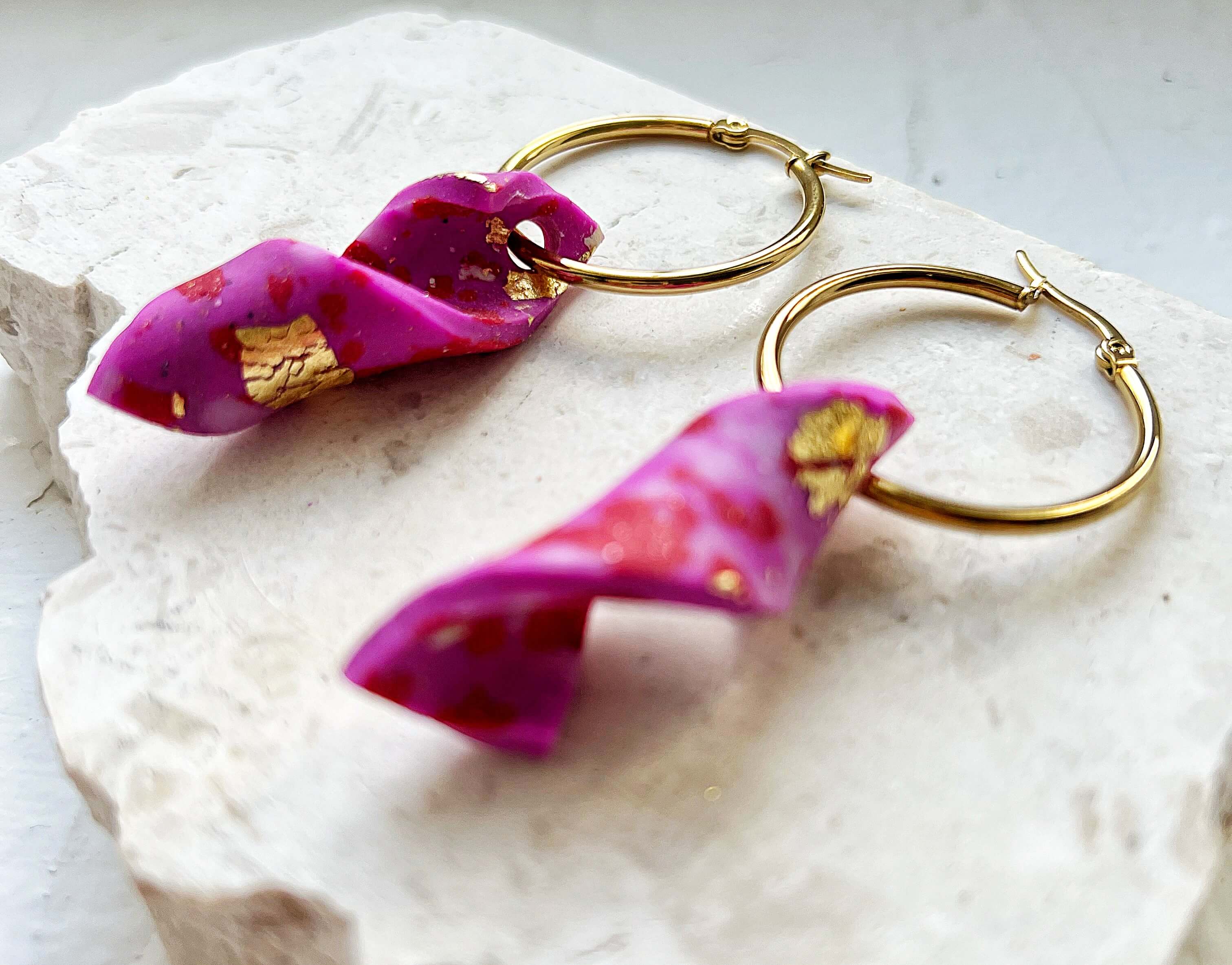 Σκουλαρικια κρικοι χειροποιητα απο πολυμερικο πηλο μοντερνα κοσμηματα χονδρικης γυναικεια για δωρο ματζεντα pajaritos