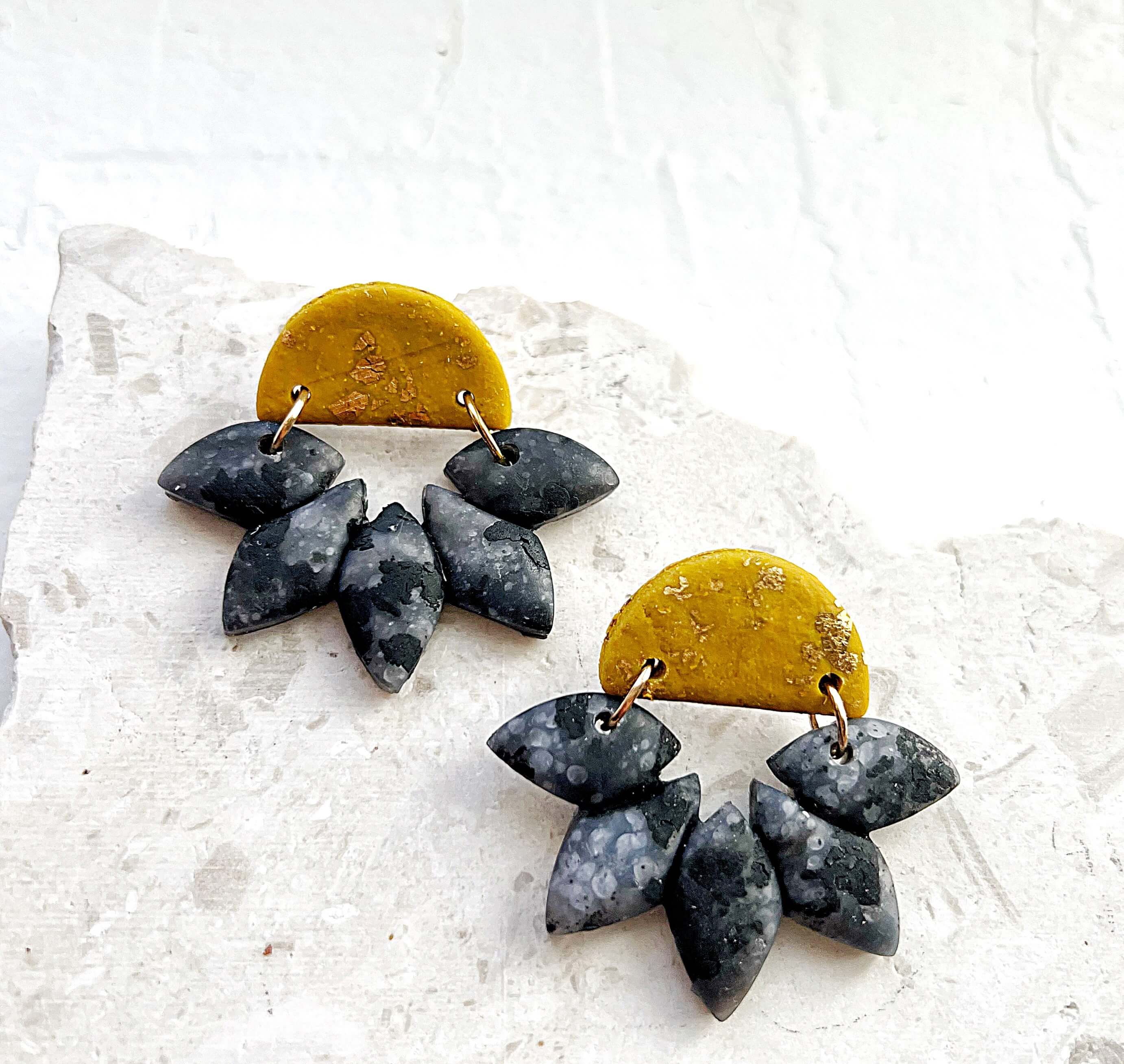 Κρεμαστα σκουλαρικια χειροποιητα μεγαλα πανω στο αυτι κρεμαστα απο πηλο μαυρα μοντερνα μοναδικα γυναικεια για δωρο κοσμηματα ελληνικα χονδρικης pajaritos