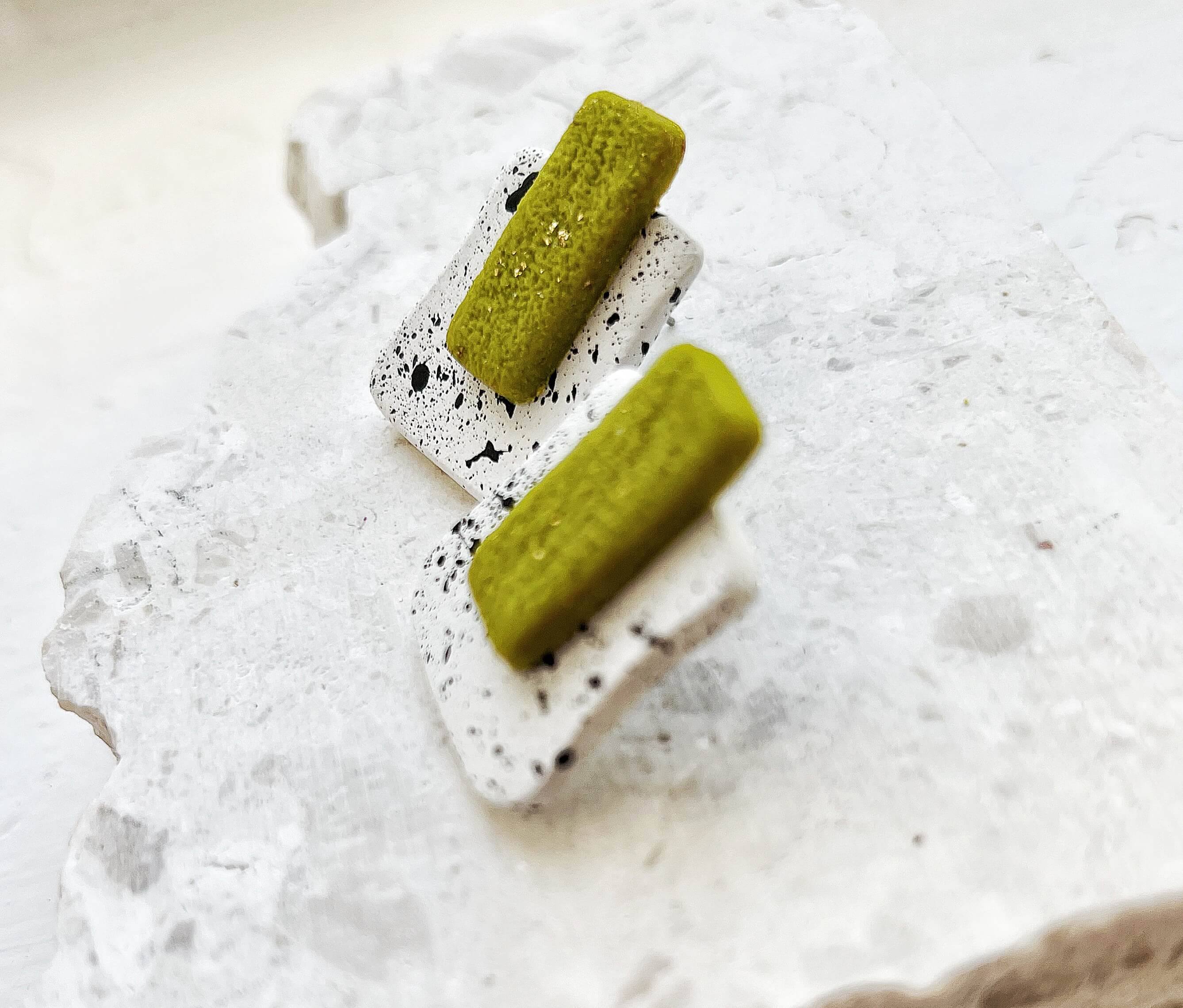 Σκουλαρικια χειροποιητα απο πηλο καρφωτα πανω στο αυτι μοναδικα πρωτοτυπα γυναικεια δωρα μινιμαλ pajaritos