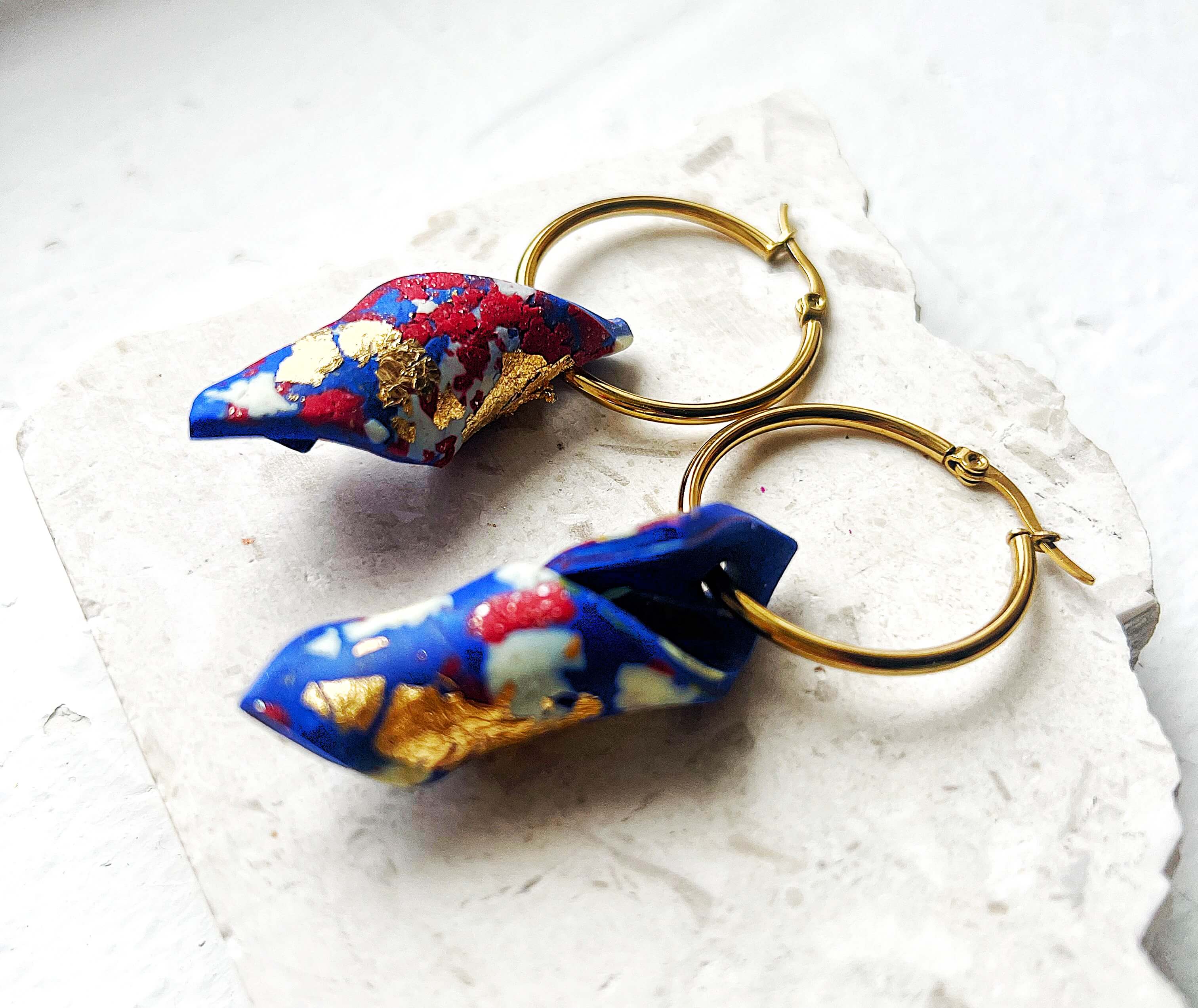 Χειροποιητα σκουλαρικια κρικοι μπλε απο πολυμερικο πηλο ιδιαιτερα δωρα γυναικεια μοντερνα statement κοσμηματα pajaritos